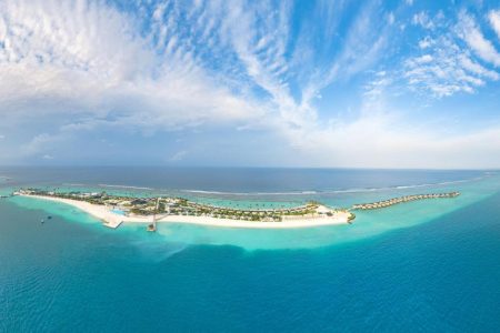 جزر المالديف سويت مع بركة خاصة